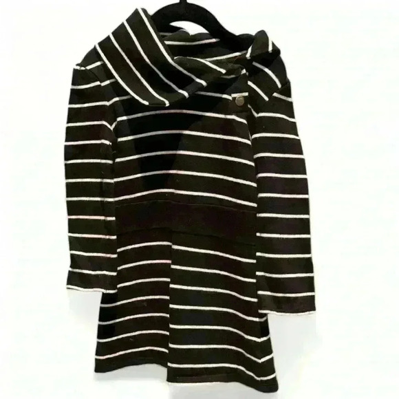 Old Navy - Girls Black/White Striped Cowl Neck Knit Dress-Size 4T - Picture 1 of 4